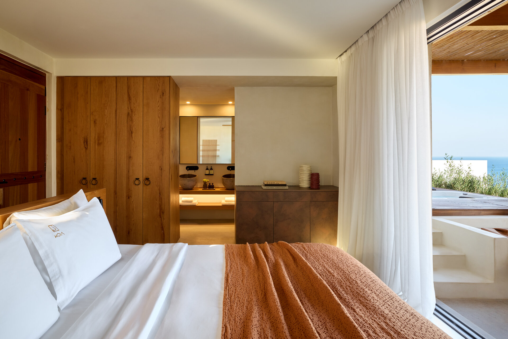 Junior Suite with Hot tub